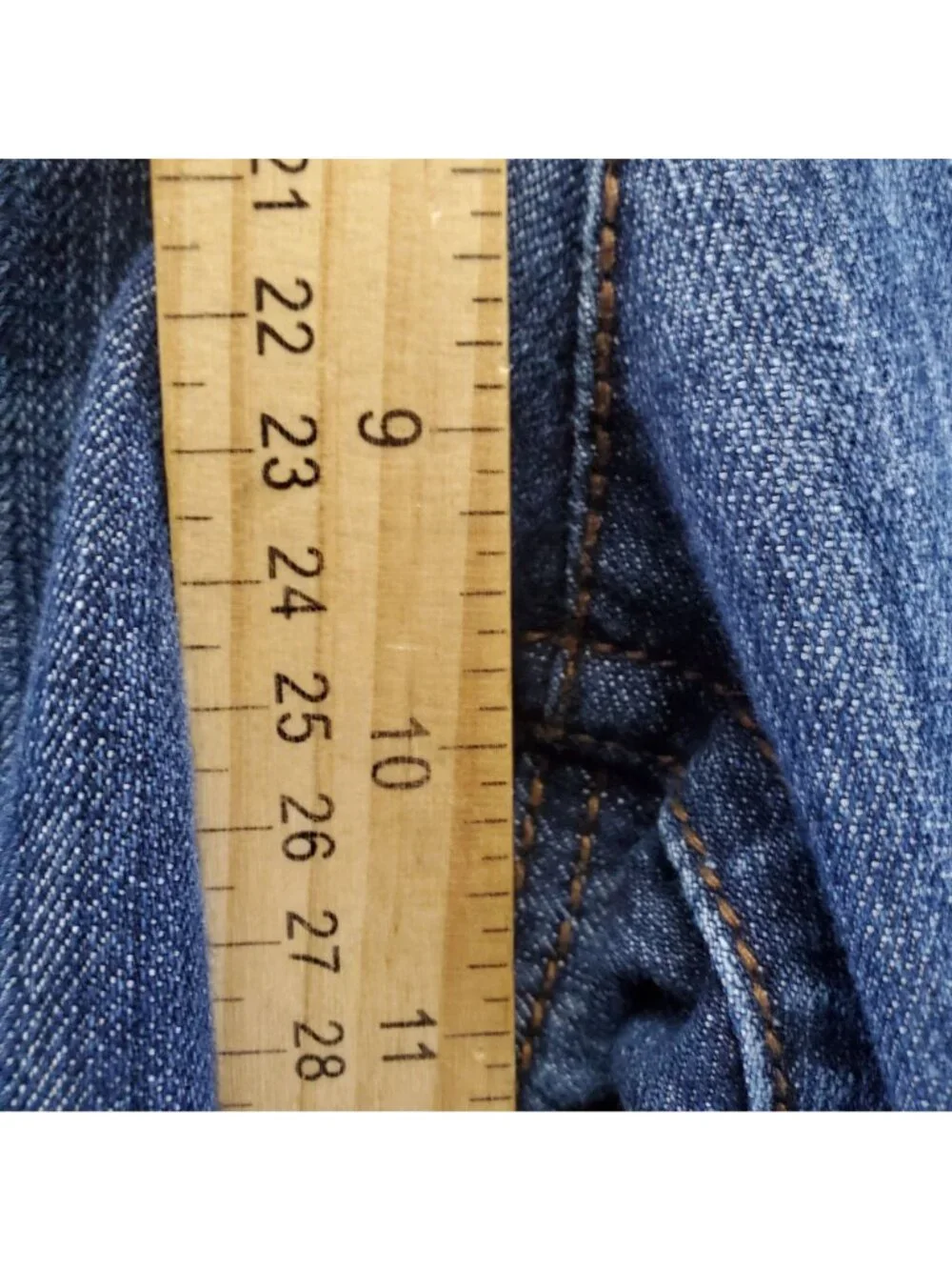 Cato Shorts Womens 16 Blue Denim Embellished Studded Capri *Read*